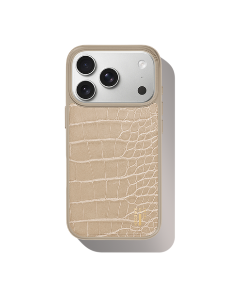 Mobilskal i Veganskt Läder iPhone 17 Pro Warm Beige Croco – IDEAL OF SWEDEN